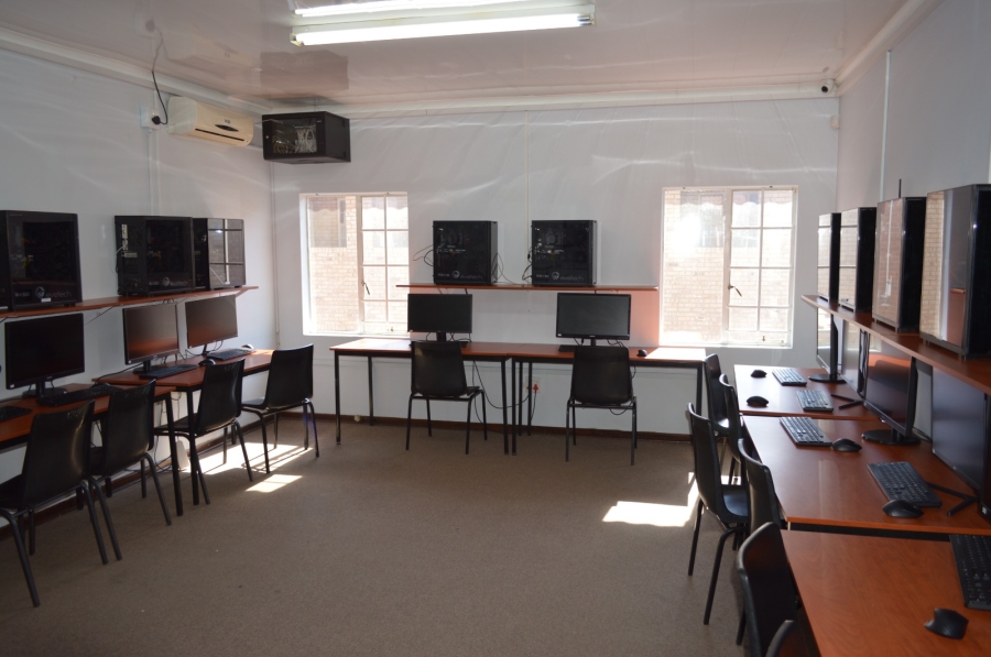 Commercial Property for Sale in Wilkoppies North West